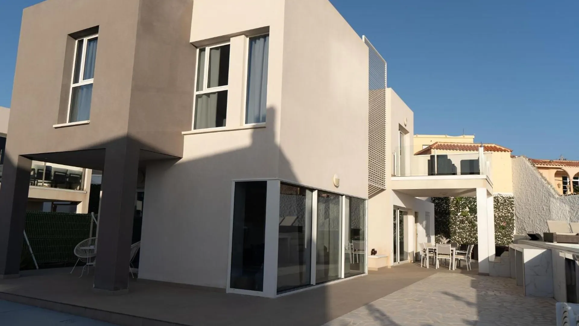 Σπίτι διακοπών Nirvana - Luxury Villa With Heated Pool Playa Paraiso