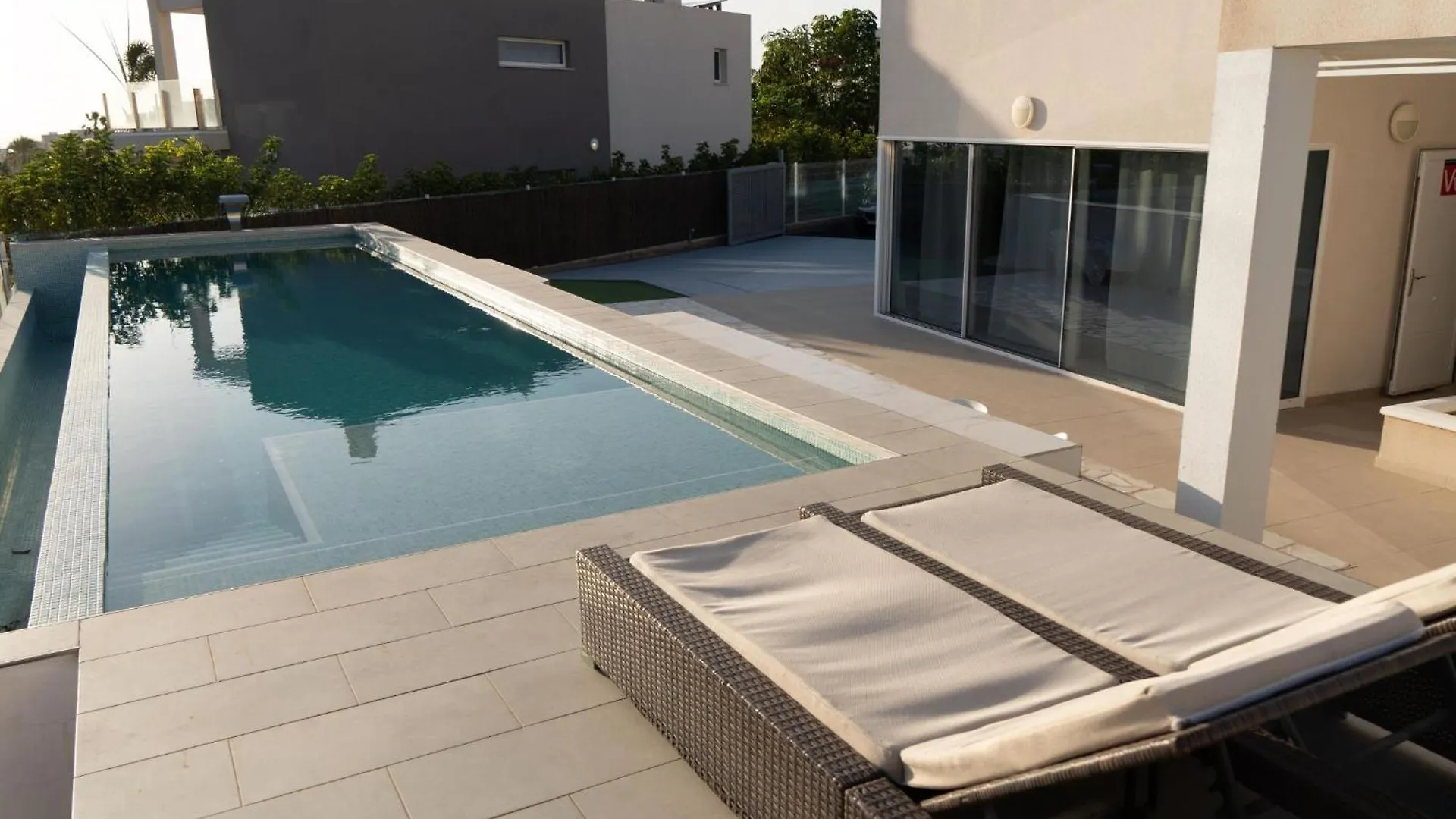 Nirvana - Luxury Villa With Heated Pool Playa Paraiso  0*, Playa Paraiso (Tenerife) Ισπανία
