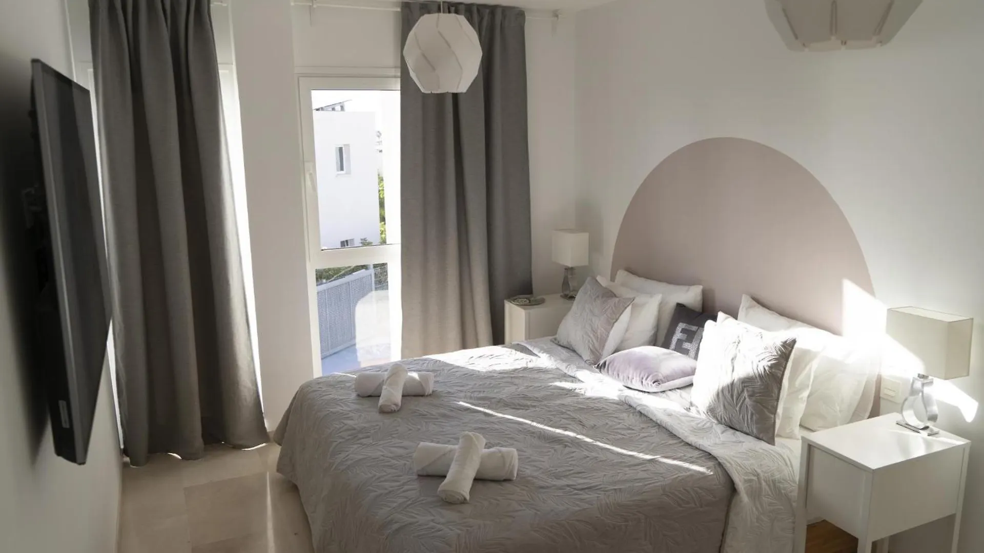Nirvana - Luxury Villa With Heated Pool Playa Paraiso  Ισπανία